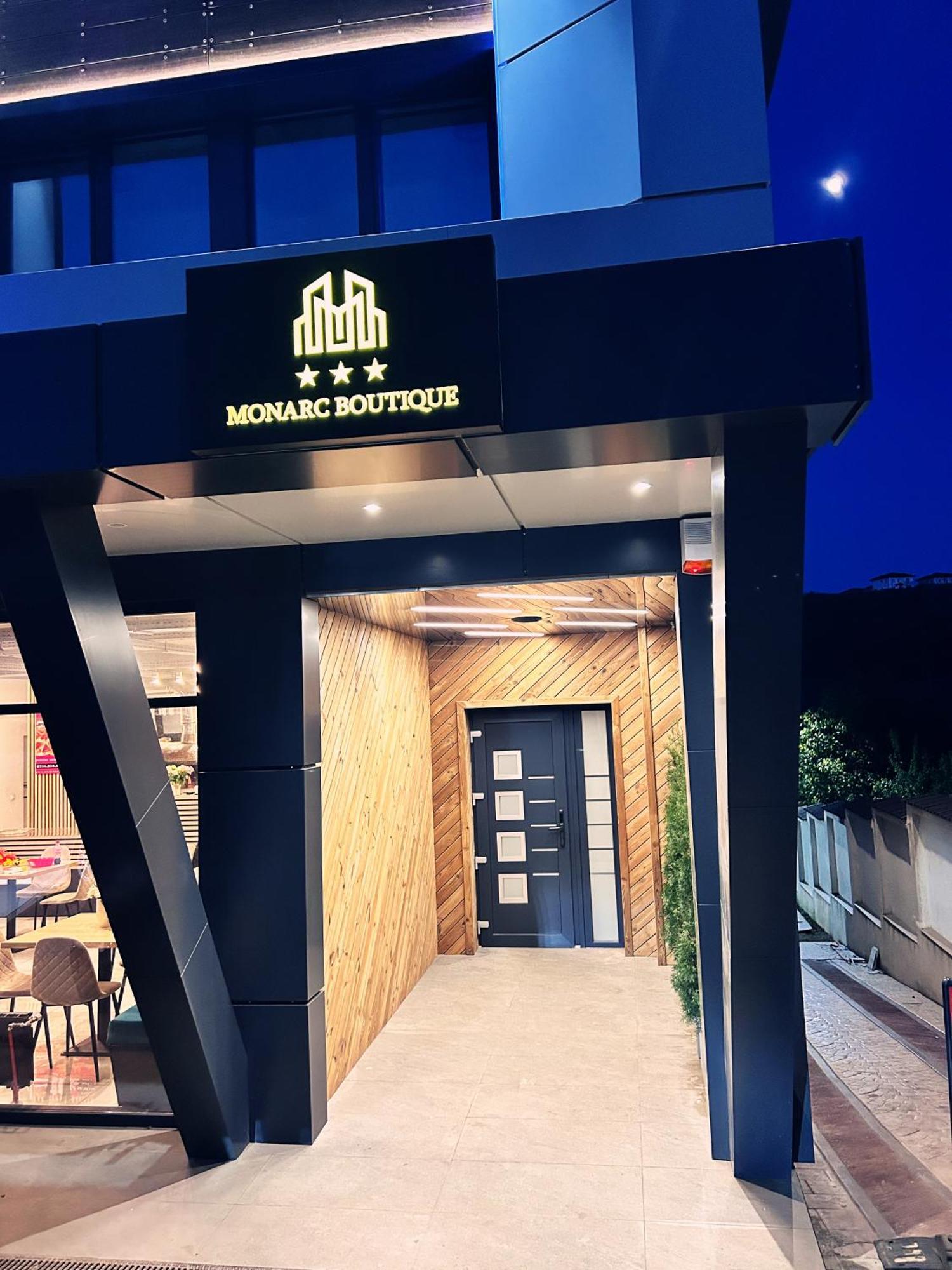 Monarc Boutique Aparthotel - Self Check-In Visan Exterior foto