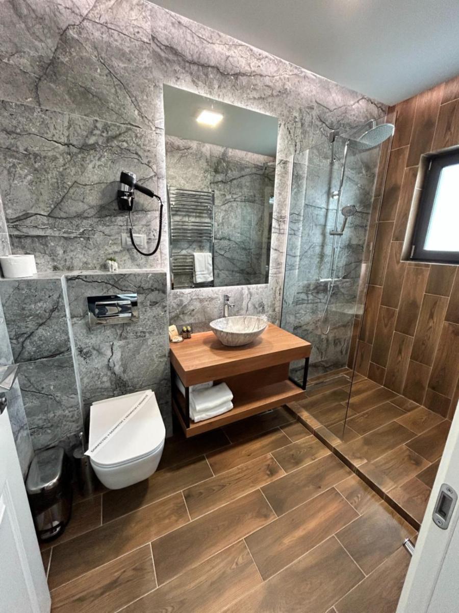 Monarc Boutique Aparthotel - Self Check-In Visan Exterior foto
