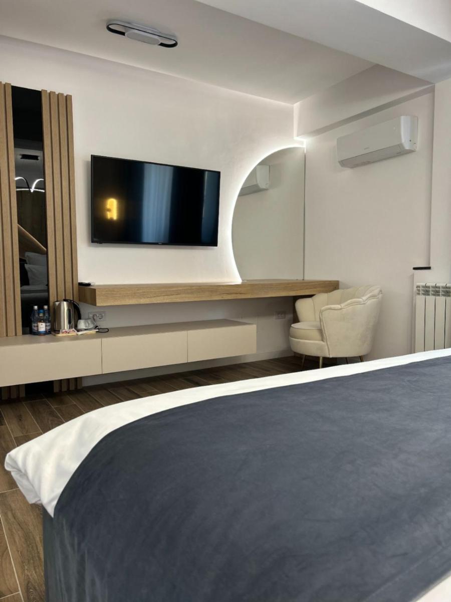 Monarc Boutique Aparthotel - Self Check-In Visan Exterior foto