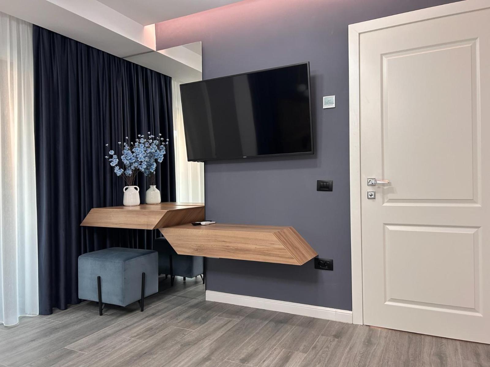 Monarc Boutique Aparthotel - Self Check-In Visan Exterior foto