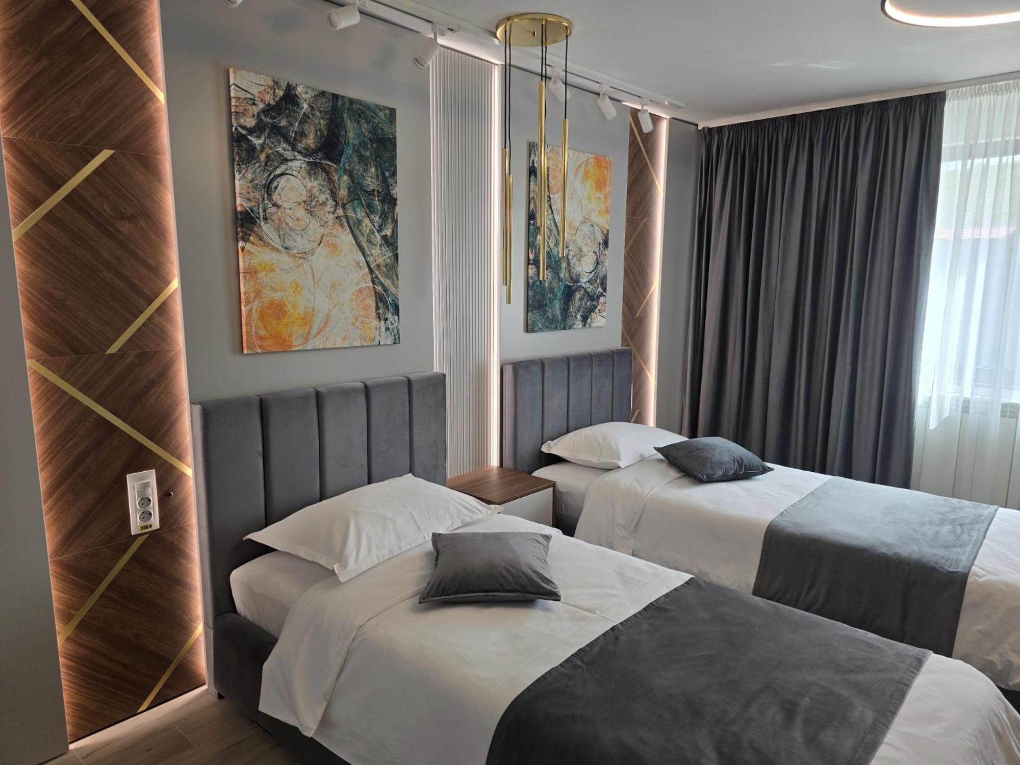 Monarc Boutique Aparthotel - Self Check-In Visan Exterior foto